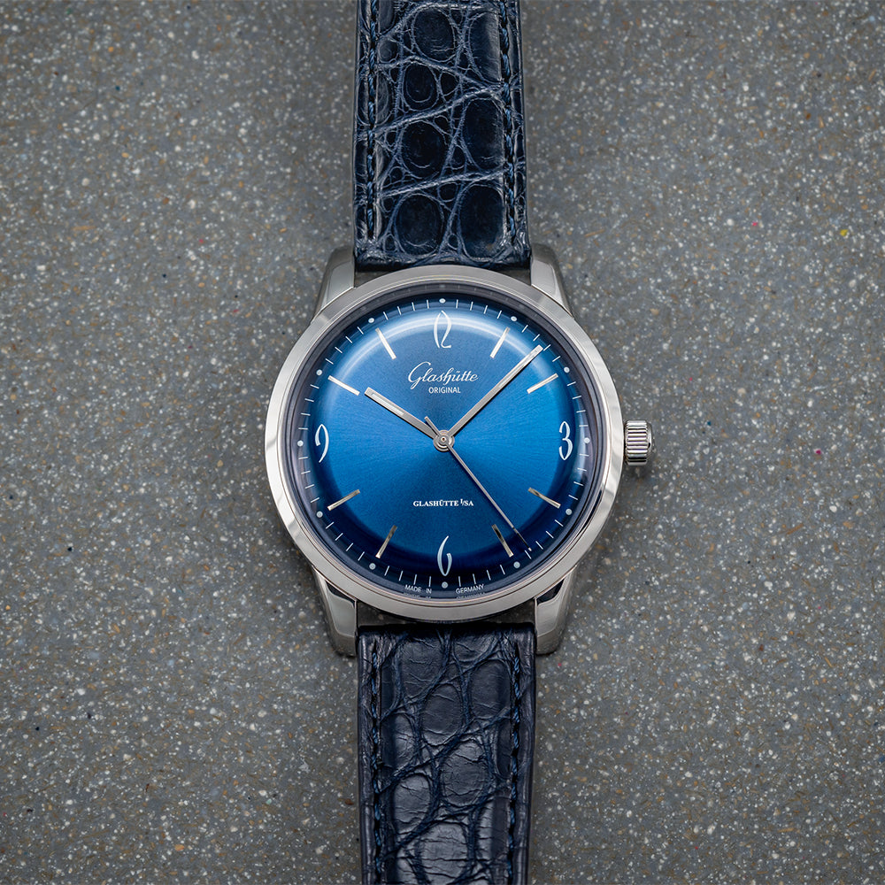 Sixties 39mm - Galvanized Blue on Strap