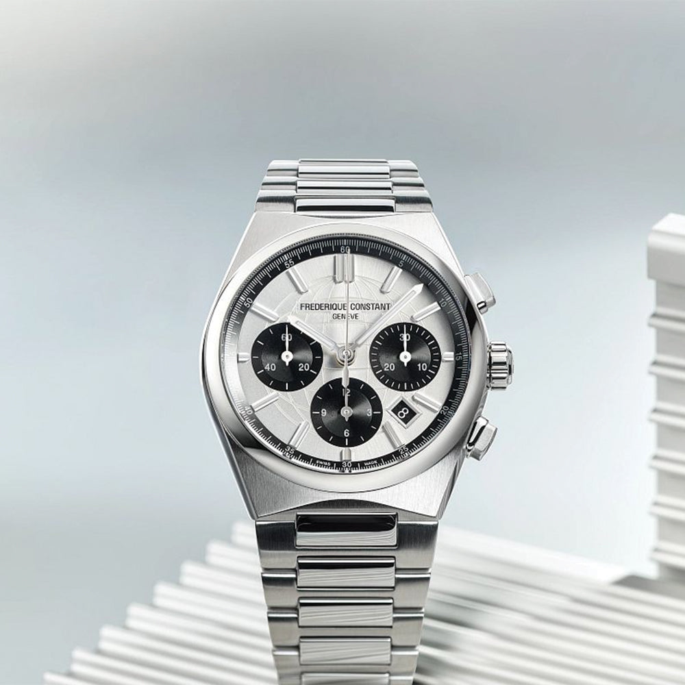 Highlife Chronograph Automatic 41mm - White on Bracelet