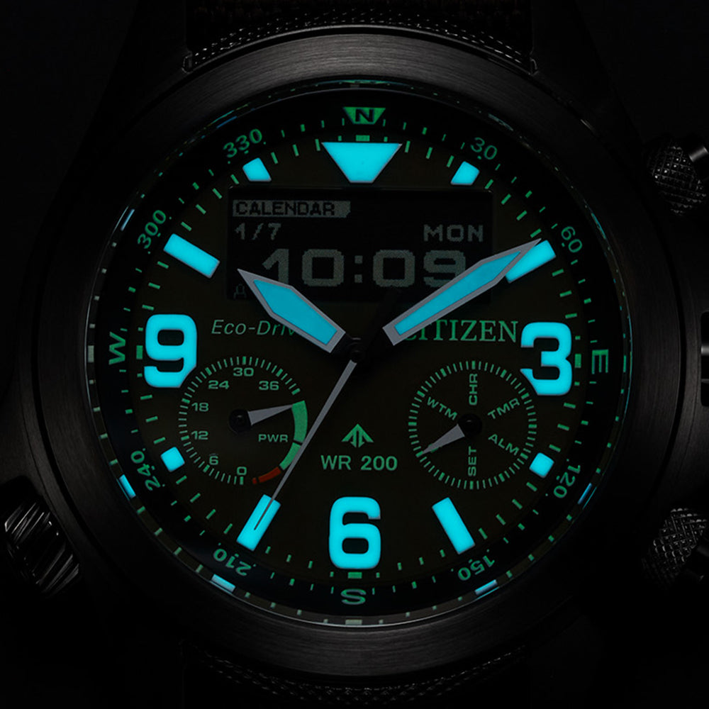Promaster Land U822 Eco-Drive 43.9mm - Green on Fabric Strap
