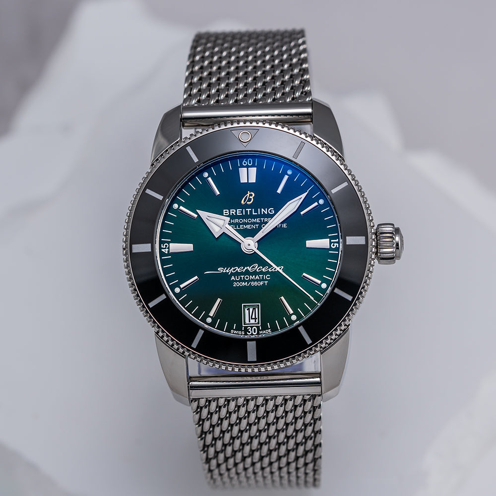 Superocean Heritage B20 Automatic 42mm - Green on Bracelet