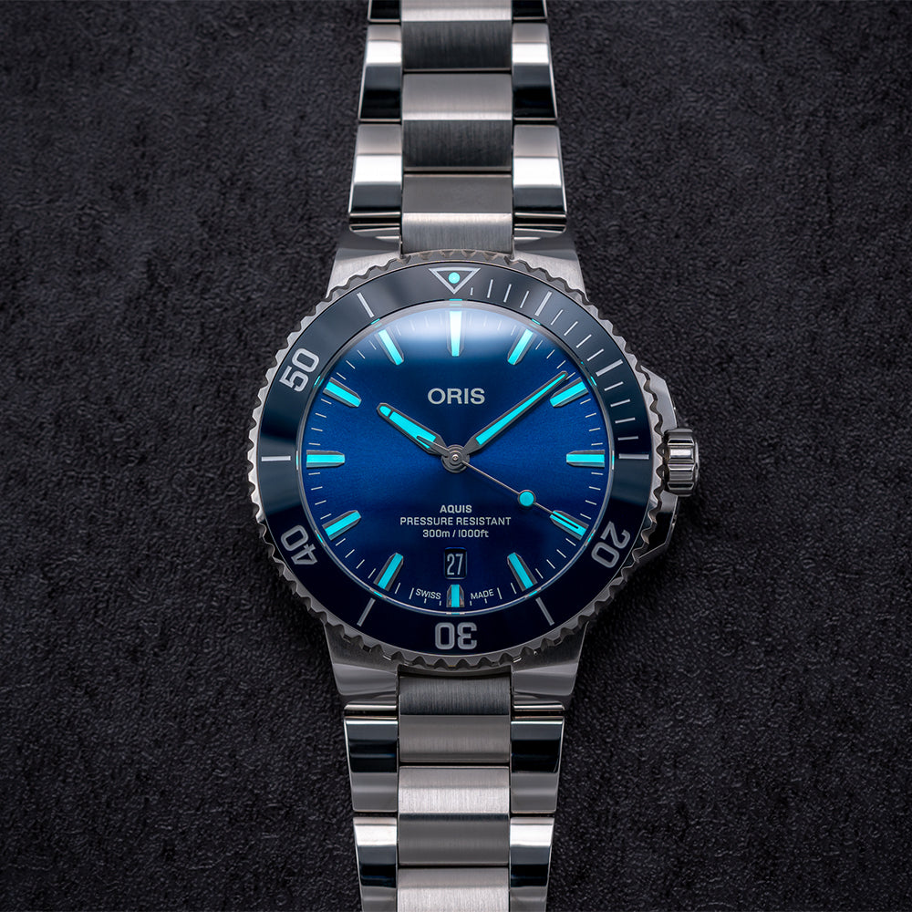 Aquis Date 2024 41.5mm - Blue on Bracelet