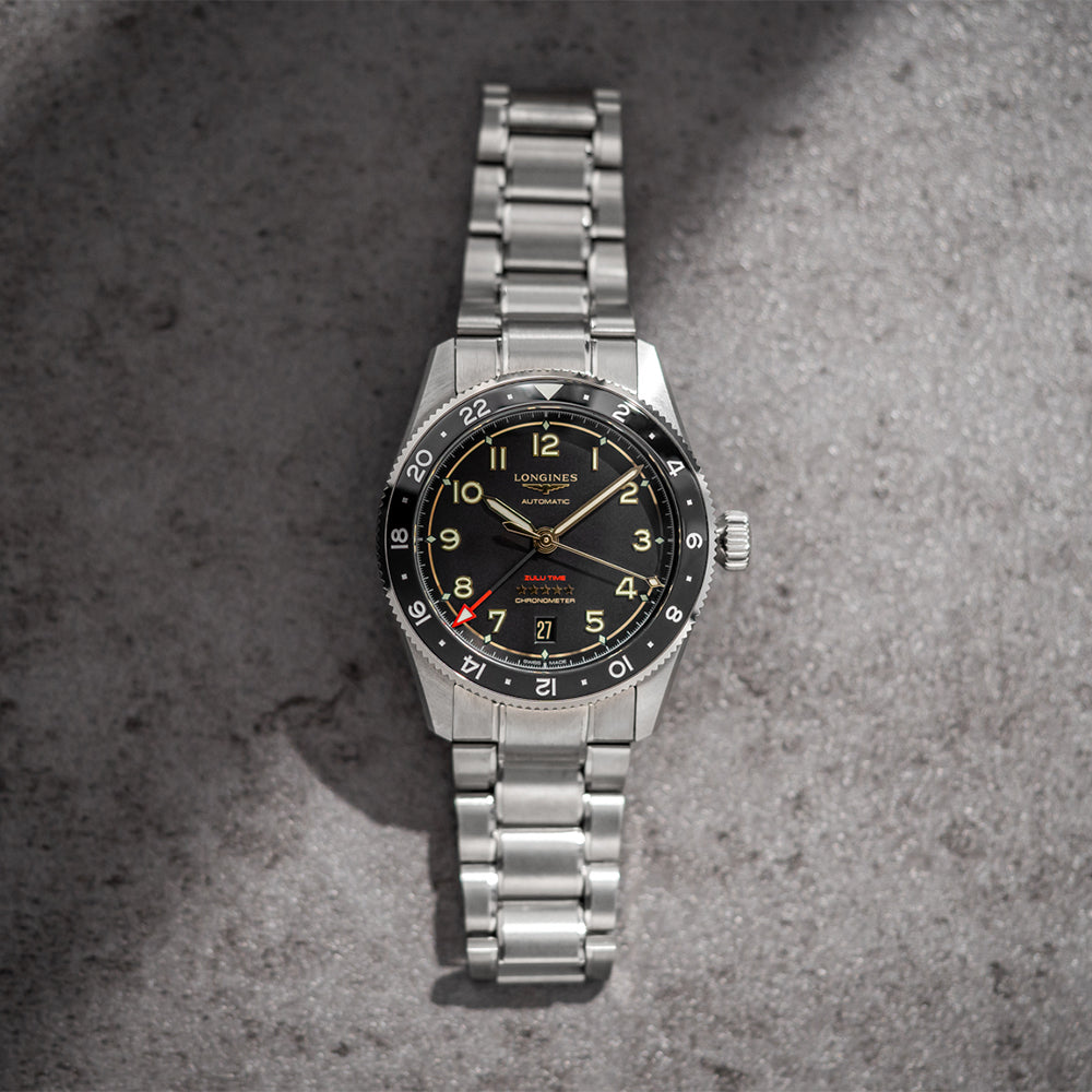 Spirit Zulu Time Titanium 39mm - Anthracite on Bracelet