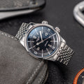 Legend Diver 39mm - Black on Bracelet