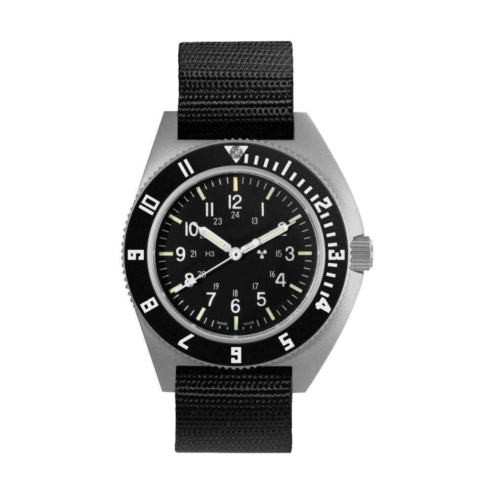 SSNAV No Date Quartz 41mm - Black