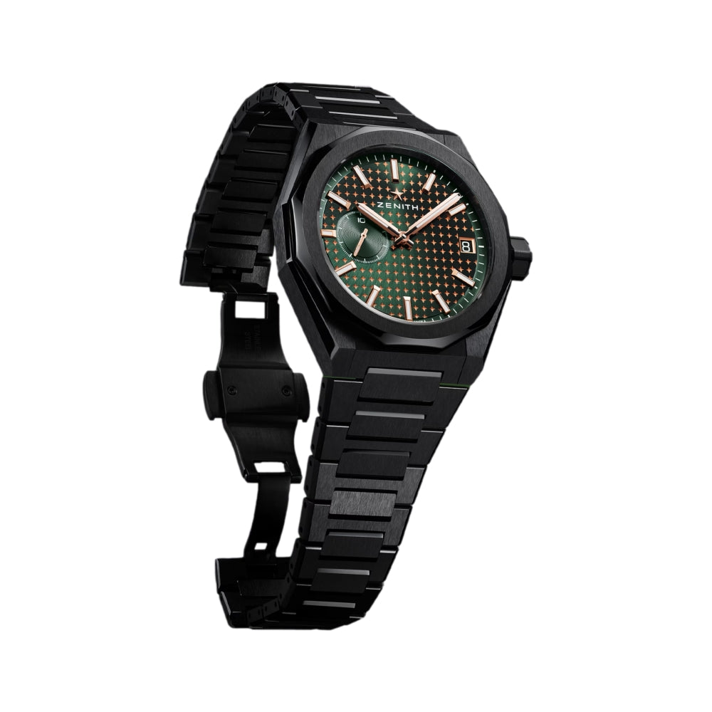 Defy Skyline Americas Limited Edition 41mm - Green on Bracelet