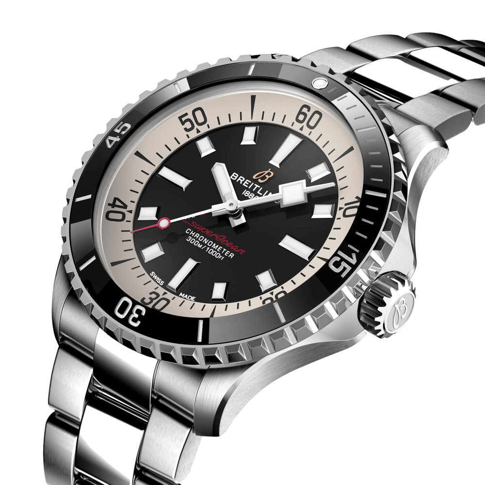 Superocean Automatic 42mm - Black on Bracelet