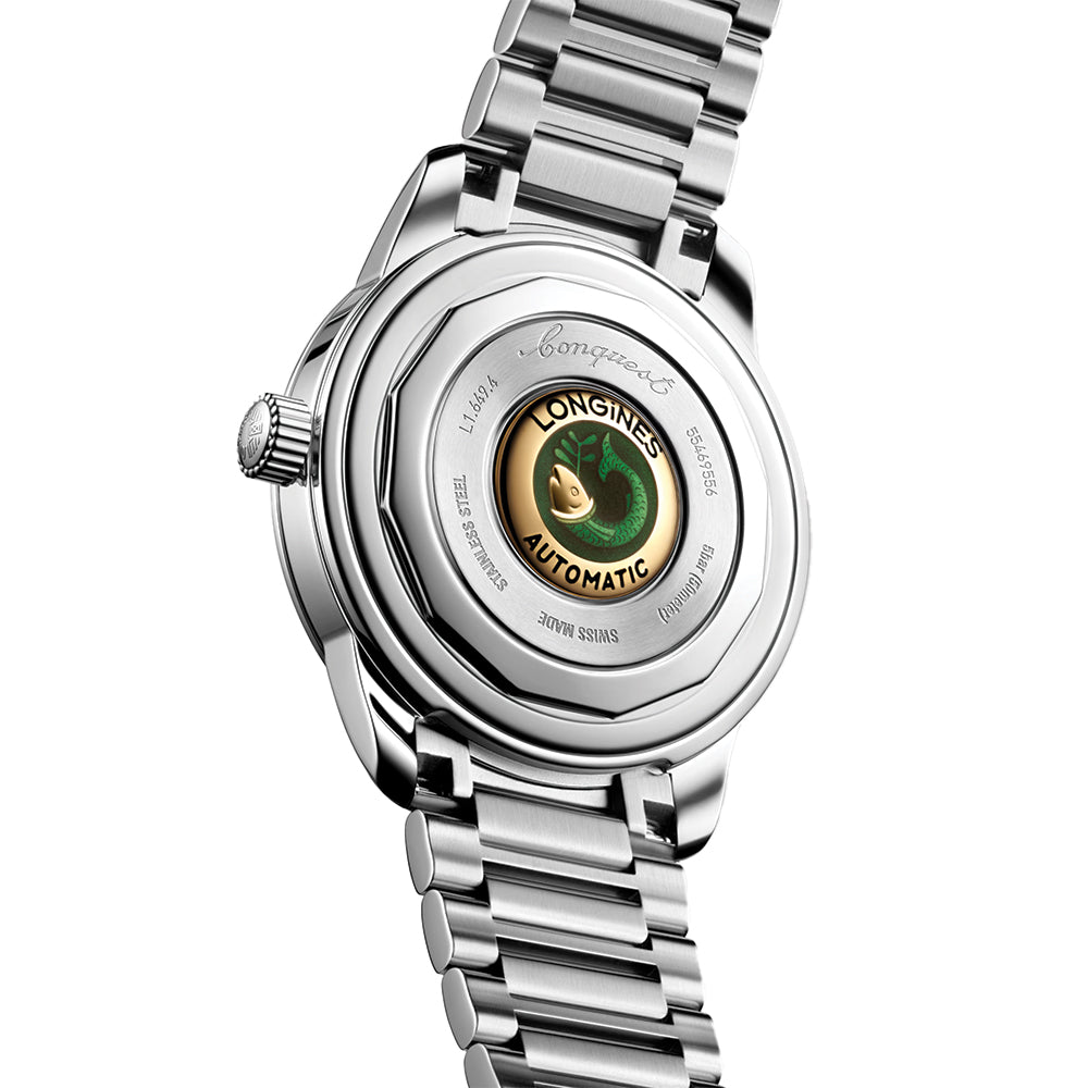 Conquest Heritage 38mm - Green on Bracelet