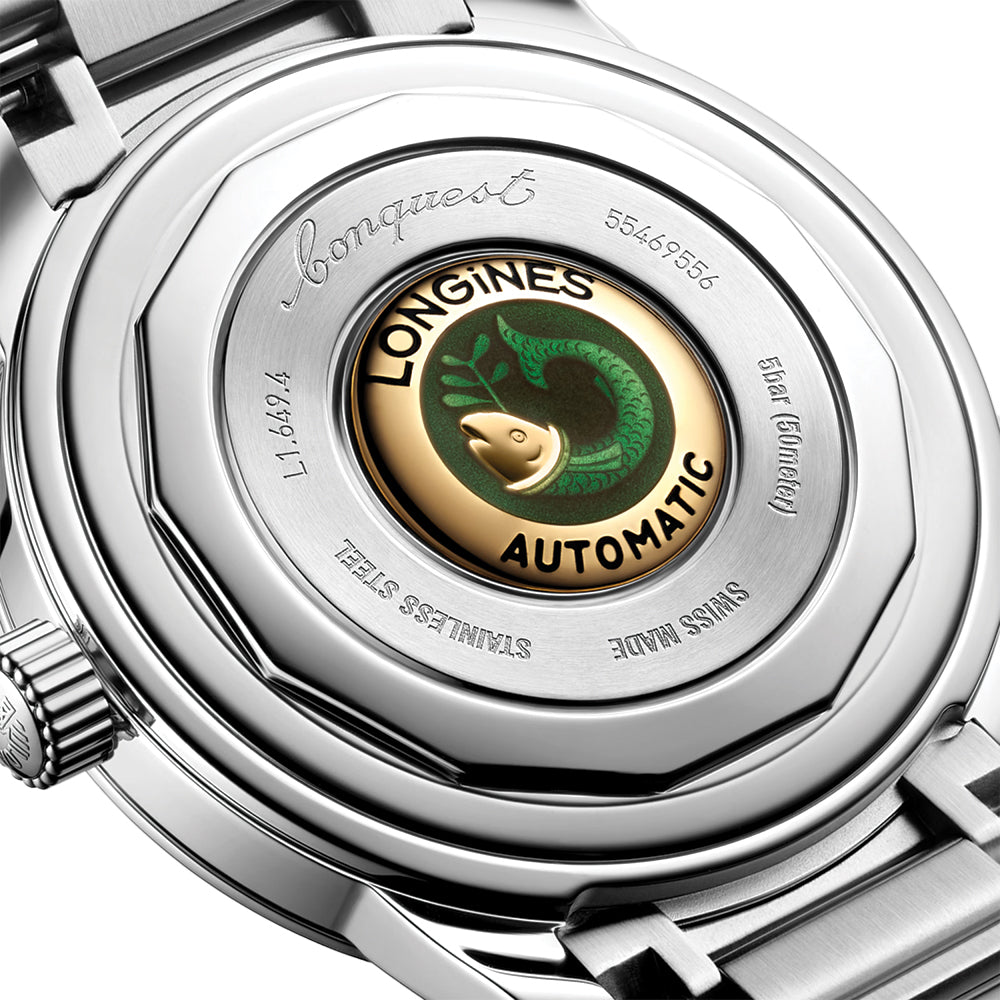 Conquest Heritage 38mm - Green on Bracelet