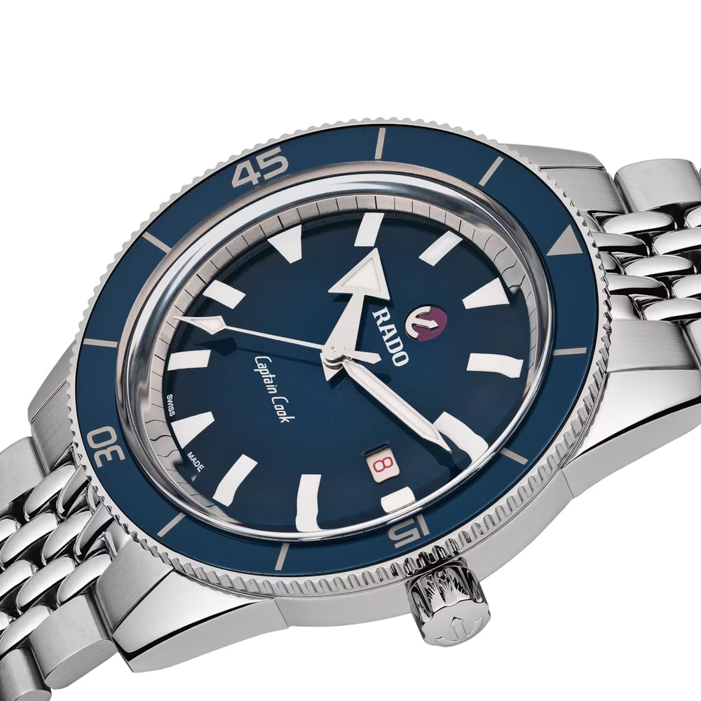 Captain Cook Automatic 42mm - Blue on Bracelet