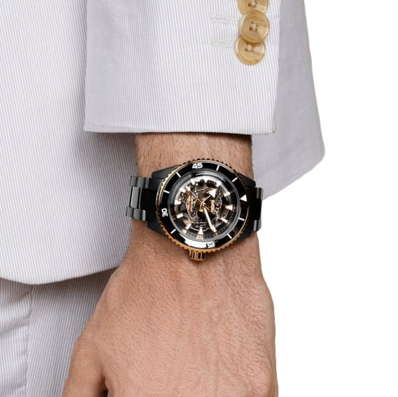 Captain Cook Automatic High-Tech Ceramic 43mm - Black and Gold-Tone Accents on Bracelet