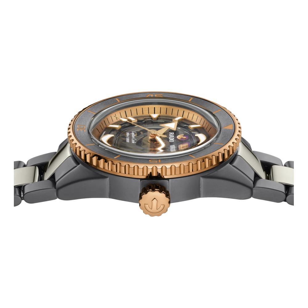 Captain Cook Automatic High-Tech Ceramic 43mm - Silver and Rose-Gold Accents on Bracelet