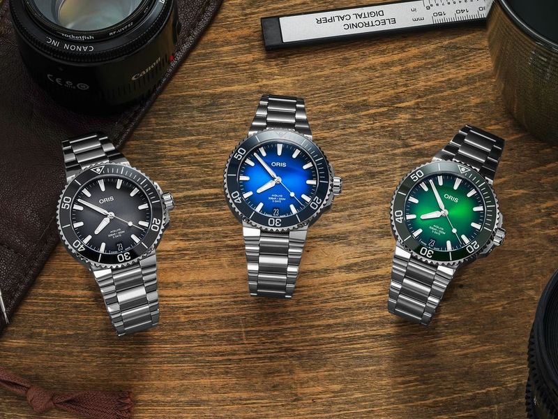Aquis Date Cal 400 41.5mm