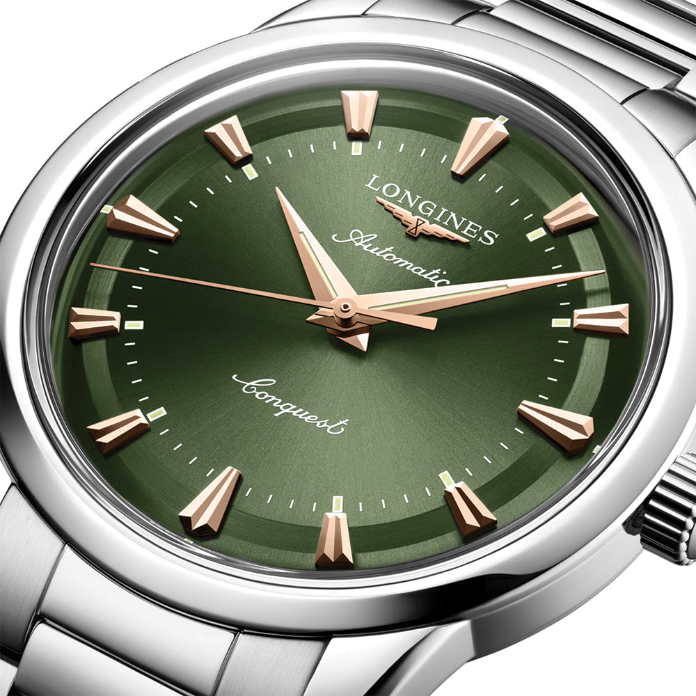Conquest Heritage 40mm - Green on Bracelet