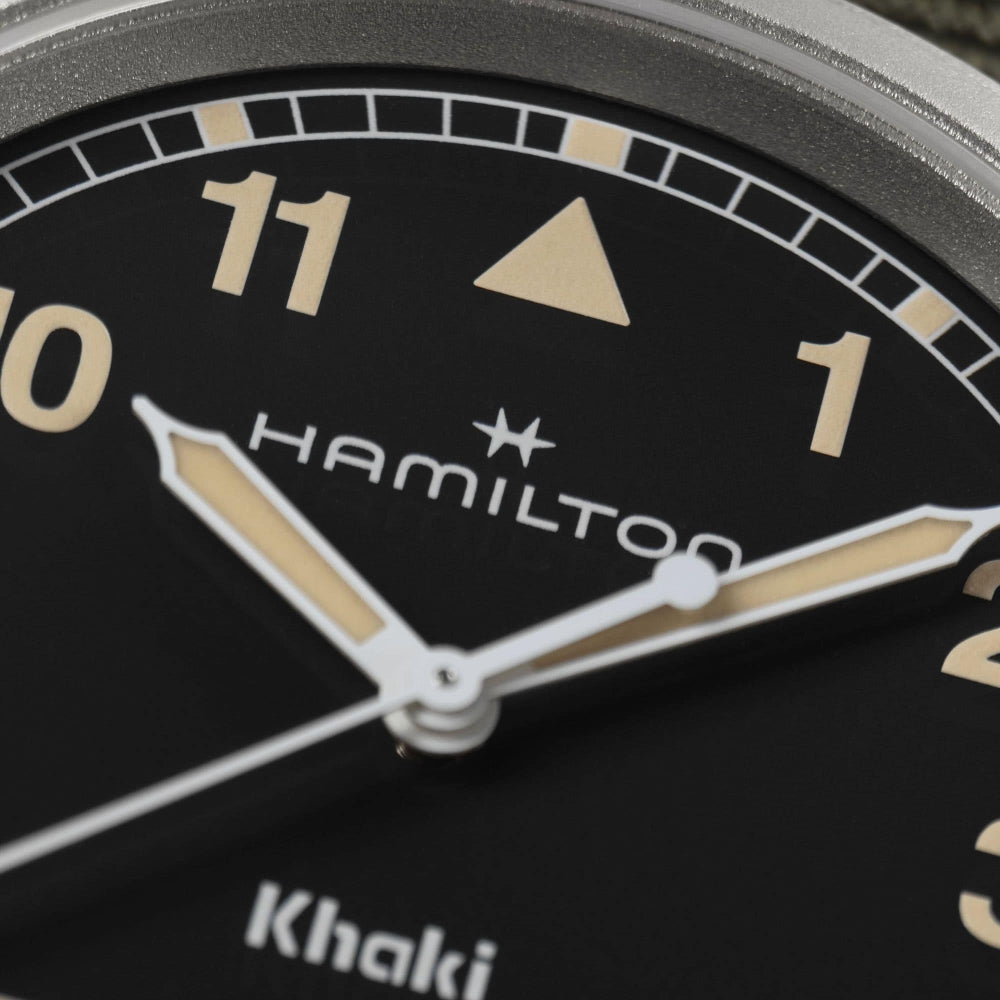 Khaki Field Quartz Black Dial, 38mm