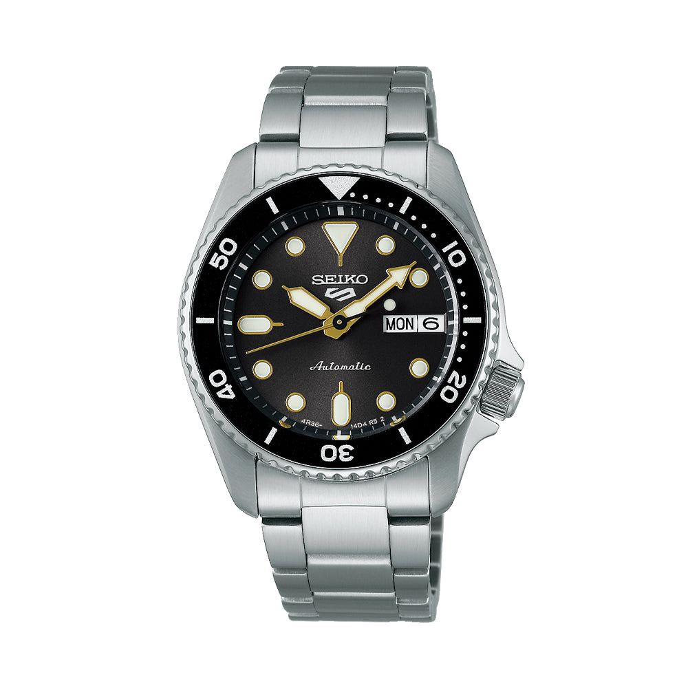 SRPL79 5 Sports SKX 38mm - Grey on Bracelet