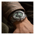 Avenger B01 Chronograph 44mm - Green on Bracelet