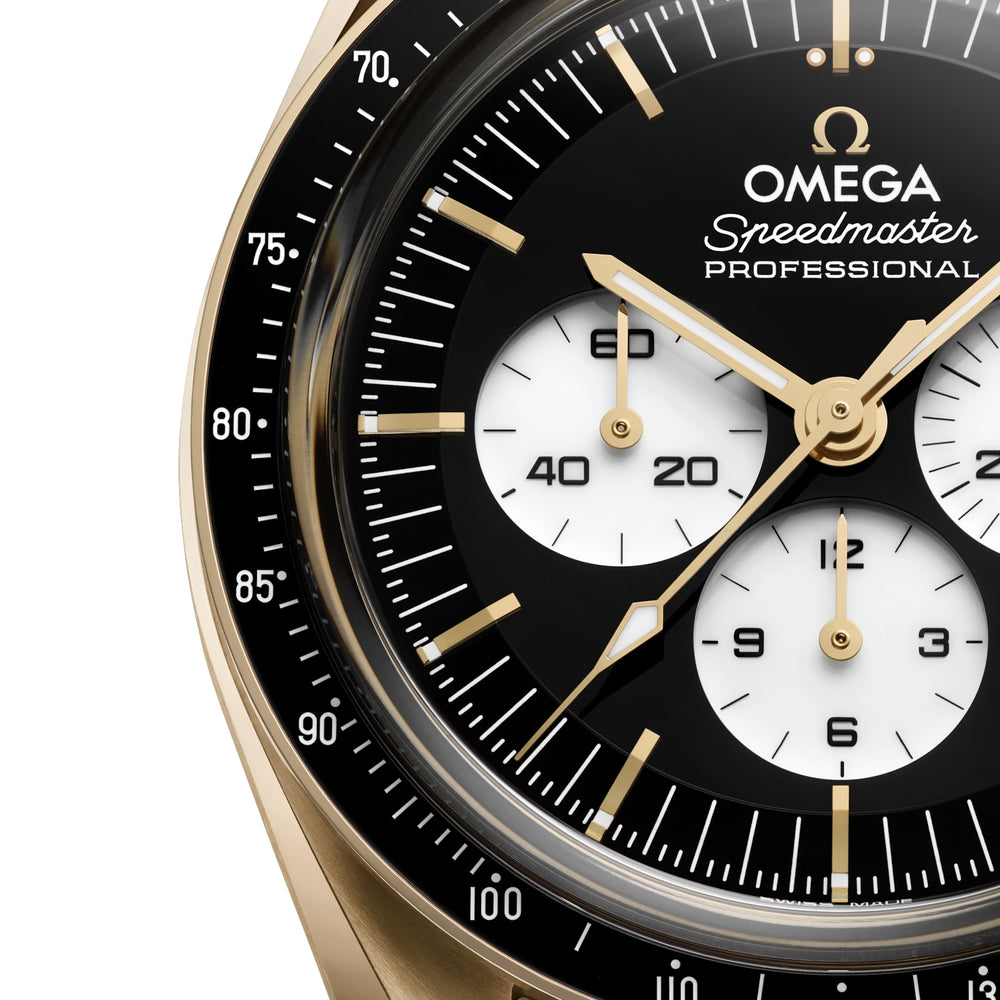 Speedmaster Moonwatch Professional 18K Moonshine™ Gold 