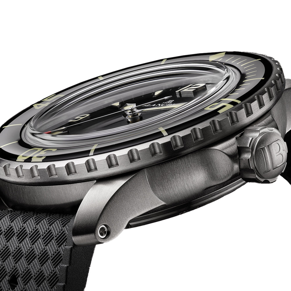 Fifty Fathoms Automatique Titanium 42.3mm - Black on Tropic Rubber Strap