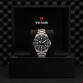 Pelagos Ultra Titanium 43mm - Black on Bracelet w/ Extra Rubber Strap
