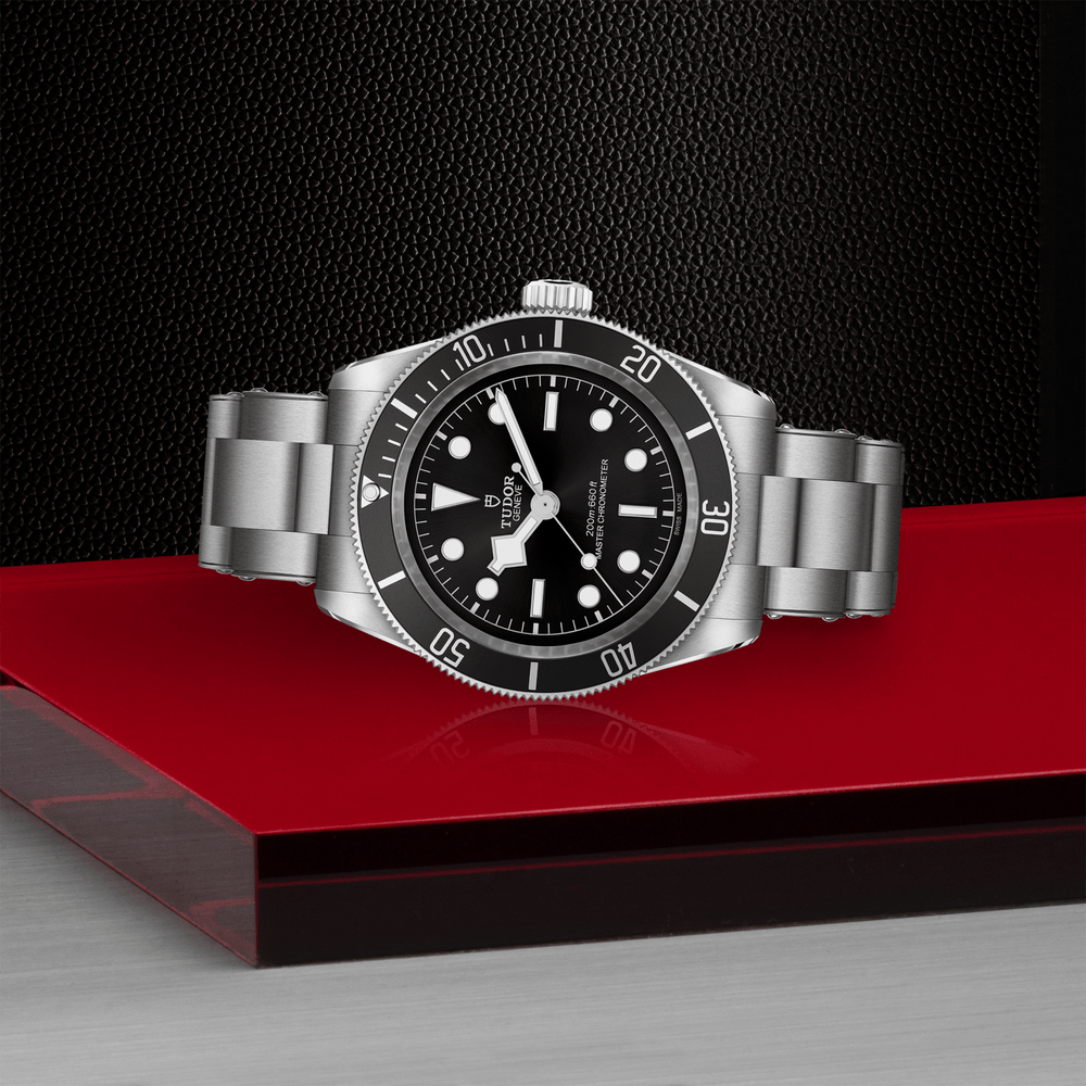 Black Bay 41mm - Black on Bracelet