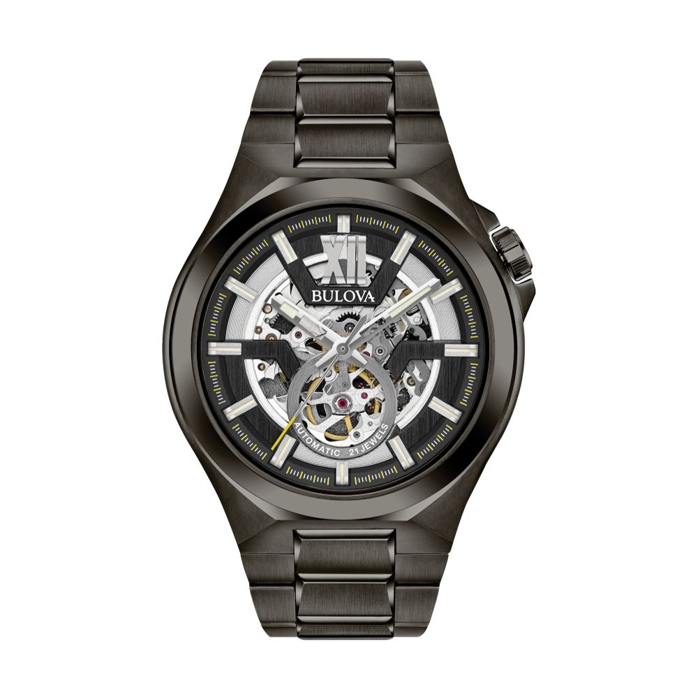 Maquina Skeleton 46mm - Black on Bracelet